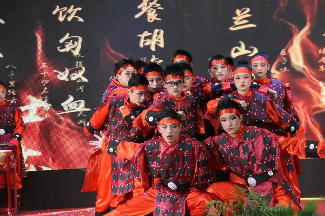 夜书所见古诗的意思？